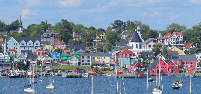 Lunenburg, Peggy's Cove & Mahone Bay Private Day Trip from Halifax