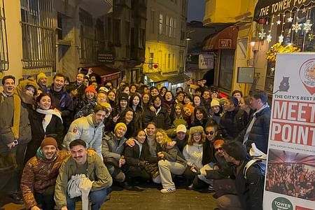 Istanbul Pub Crawl: Adults-Only Nightlife Adventure