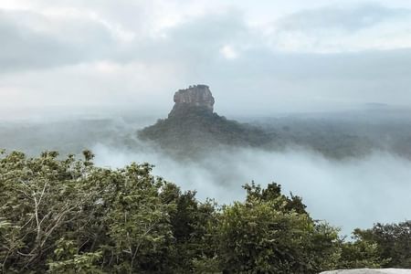 All-Inclusive Sigiriya and Dambulla Tour from Anuradhapura