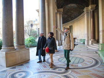 Guided Walking Tour of the Champs-Elysées Gardens in Paris