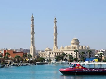 Semi-Submarine and Snorkeling Tour in Hurghada, Egypt