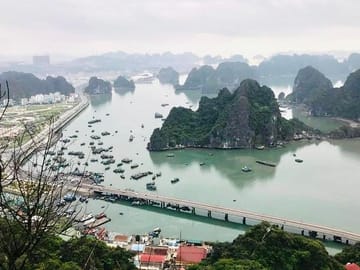 Cultural and Scenic Tour of Hạ Long Bay from Ha Long Port