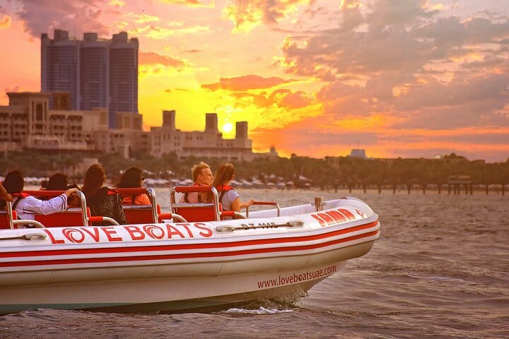 Experience the most breath-taking Dubai sunset views from the water on an unforgettable LOVE BOATS Speedboat cruise!