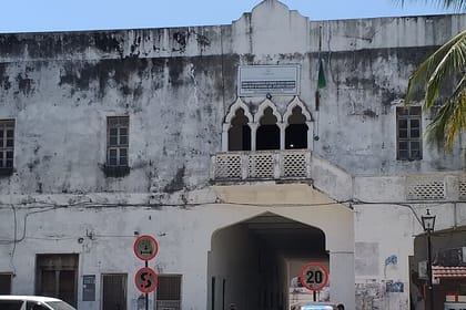 Zanzibar Stone Town: Historical Walking Tour With a Local Guide