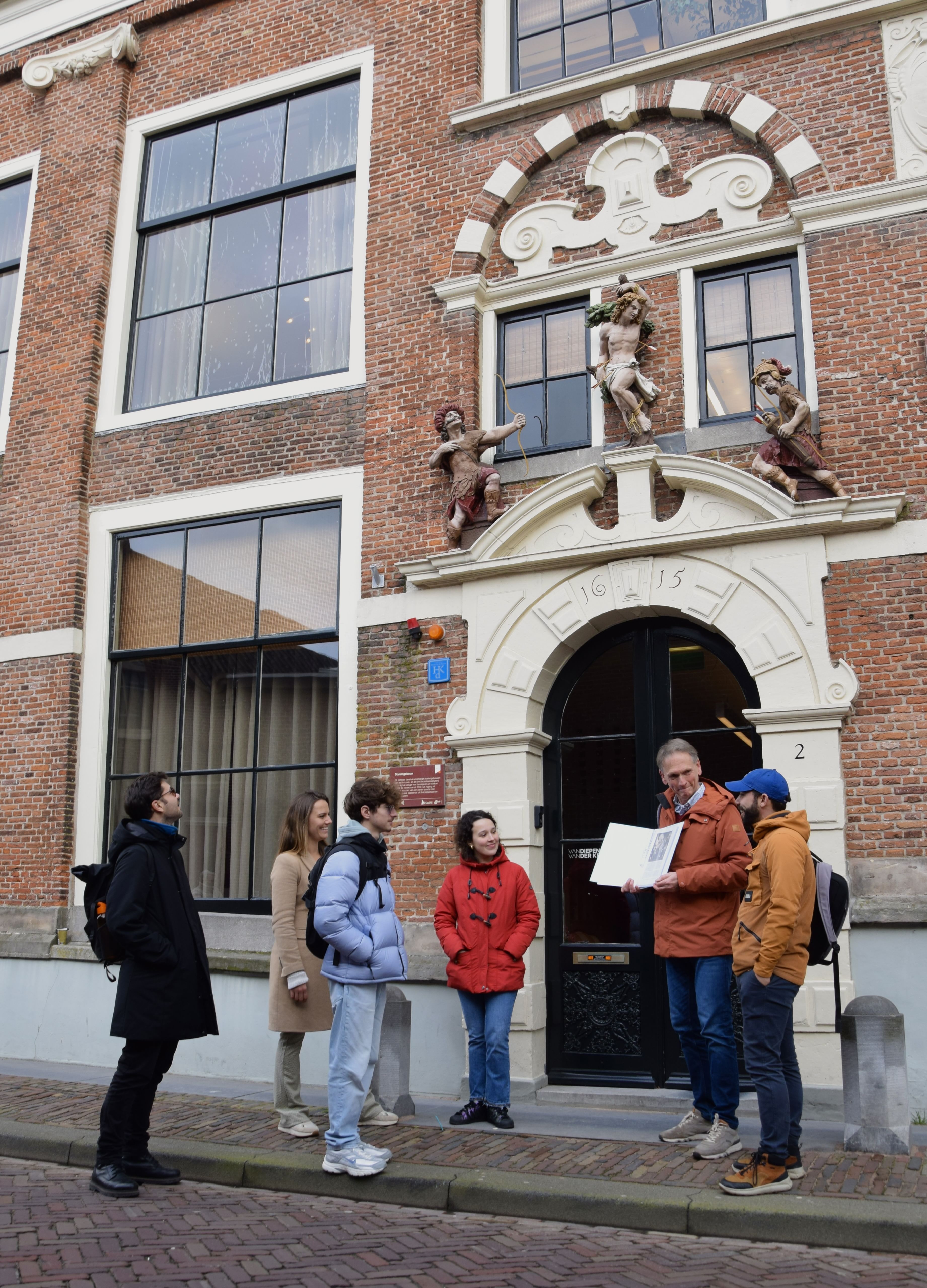 Private 2 Hours Walking Tour Throughout History & Highlights of Hoorn