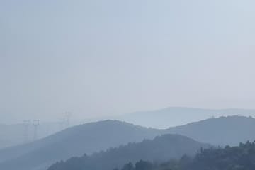 Hiking Day Trip to Yixing Little Great Wall from Shanghai