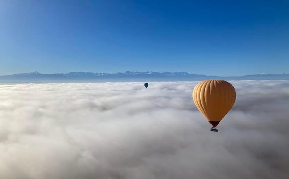 Marrakech Sunrise Hot Air Balloon & Berber Breakfast