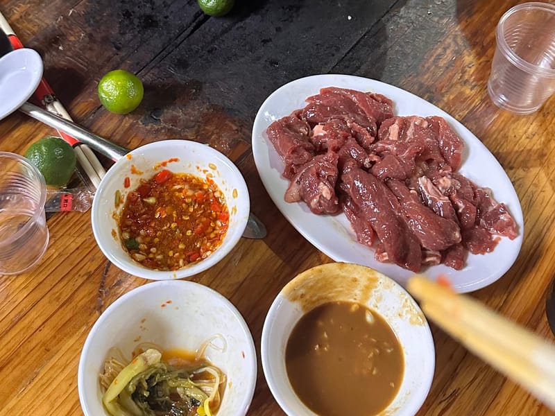 Lijiang: Evening Food Tour with Local Guide