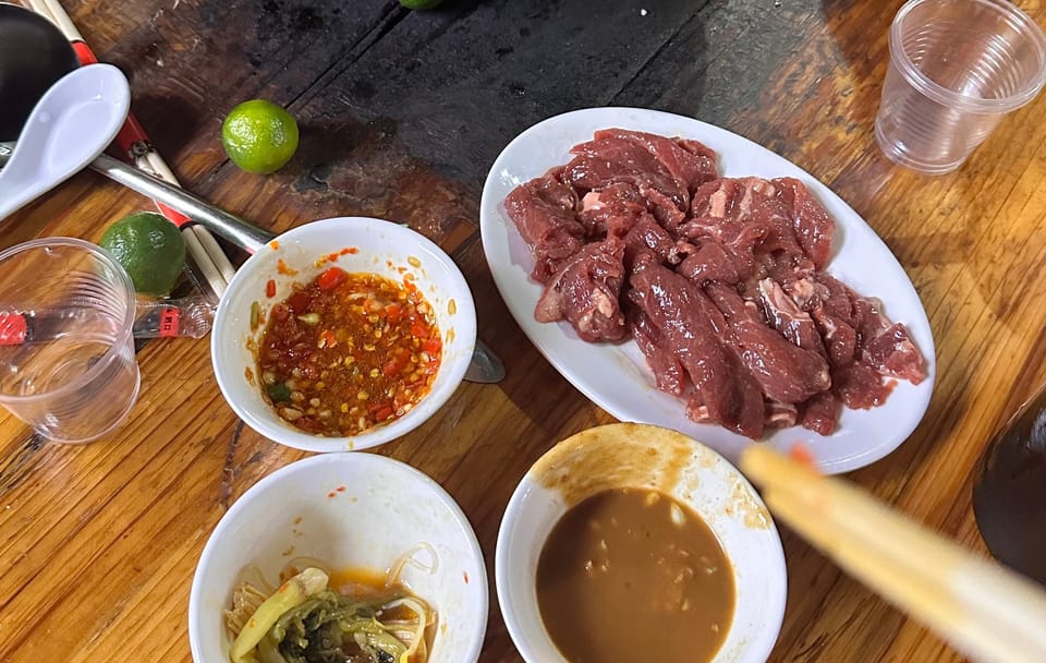 Lijiang Evening Food Tour with Local Guide and Tastings
