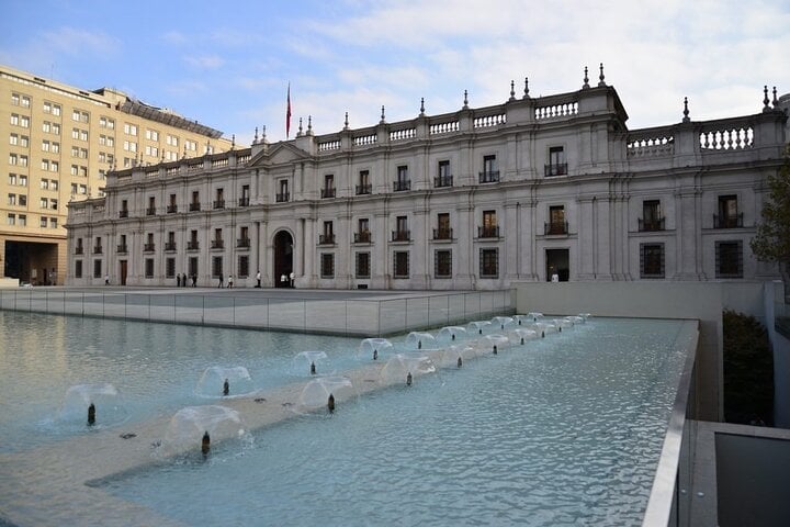 City Walking Tour of the Historic Center of Santiago 3