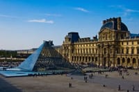 Private Full Day Paris trip including Louvre and Versailles with Pickup 3