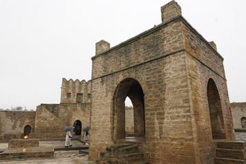 Ateshgah Fire Temple and Yanardag Fire Mountain Private Tour