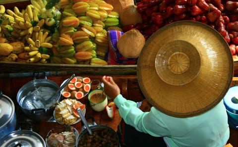 Bangkok Cultural Tour and Phuket Beach Relaxation Trip