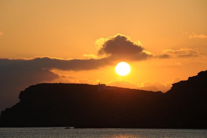 Santorini 5 Hour Custom Private Sightseeing Tour