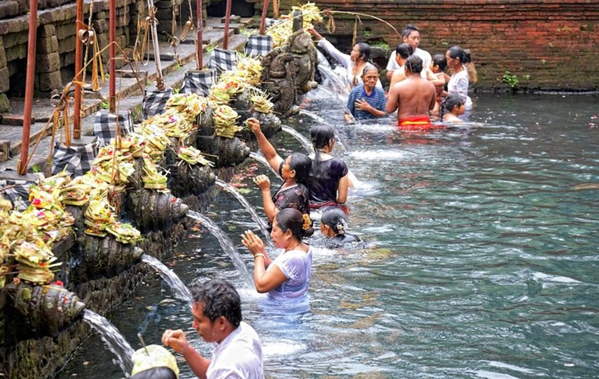 Pick 5 Destinations: Customized Ubud Tour