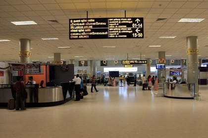 Private Transfer : Galle to Bandaranayake International Airport (CMB)