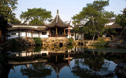 Full-Day Suzhou Highlights Tour with Local Guide