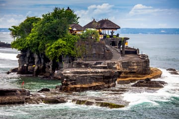 Bali Sunset Tour at Tanah Lot with Cultural Insights