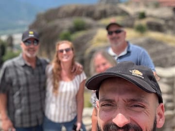Private 2-Day Tour of Delphi and Meteora from Athens