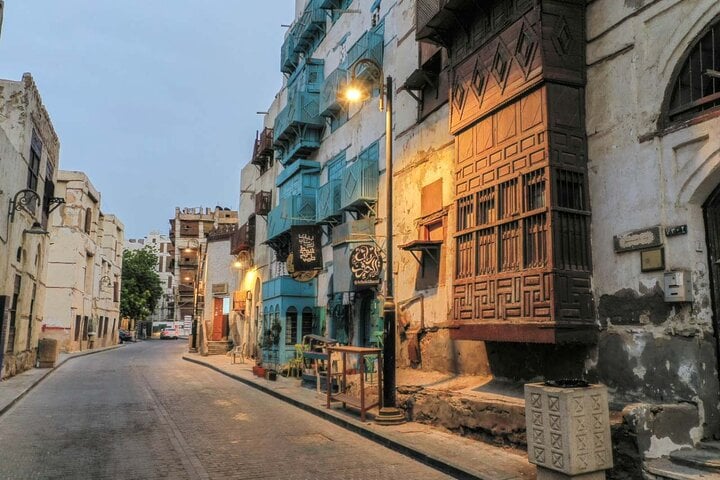 4-Day Saudi Tour: Explore Riyadh, Jeddah & Taif 4