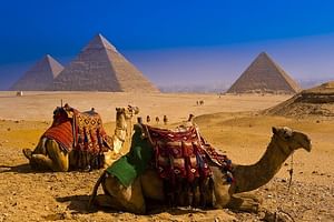 Tour in Cairo 2 Days Pyramids Museum Nile cruise From Hurghada 