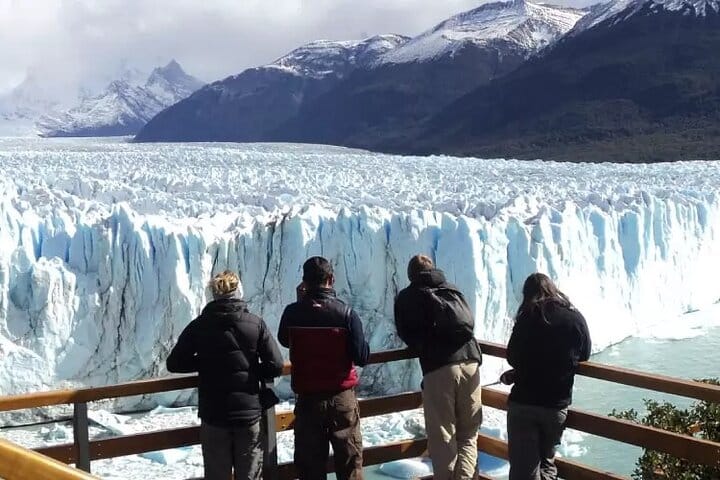 Round Trip Bus to Perito Moreno Glacier from El Calafate 9