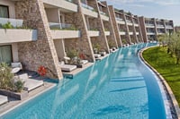 Private Transfer from Costa Navarino to Athens 7