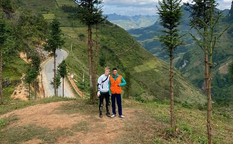 Private 4 Day Car Tour To The Loop in Ha Giang