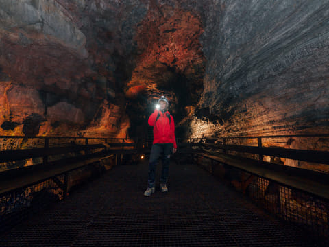 Volcanic Caves and Craters: The Lava Tunnel, Grindavík & Reykjanes Lava Fields Combo Tour, photo 2