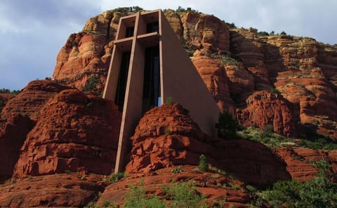 Private Full-Day Scenic Tour of Sedona and Jerome