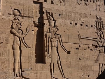 Aswan: Private Philae Temple Tour with Nile Felucca Experience