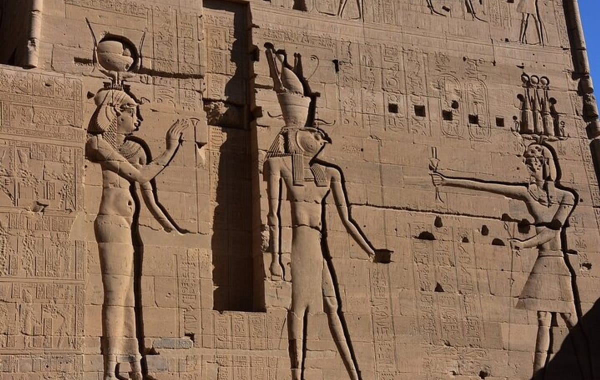 Aswan Private Philae Temple Tour with Nile Felucca