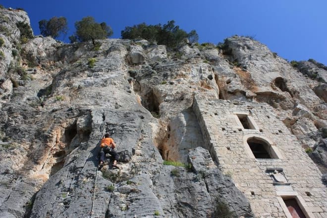 Split Sea Kayaking and Cliff Jumping photo 3