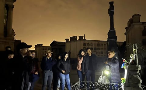 Night Tour of Presbítero Maestro Cemetery in Lima