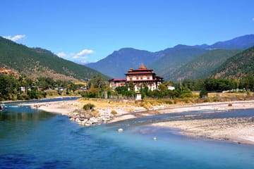 Sightseeing in Bhutan – Family Holiday Tour