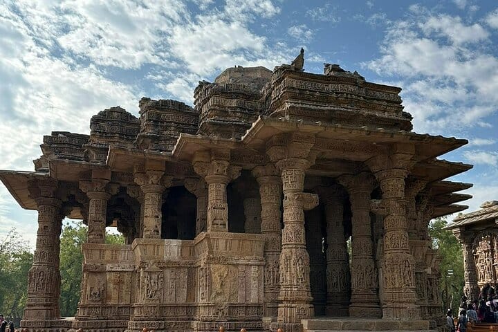 Archaeological & Natural Wonders – Extension Tour from Ahmedabad