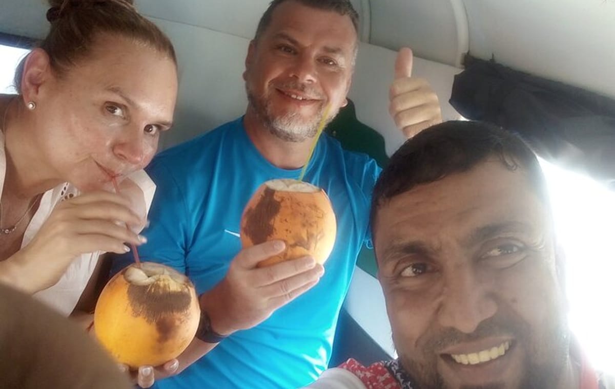 Tuk Tuk city tour is very cheap in colombo( All inclusive tour)