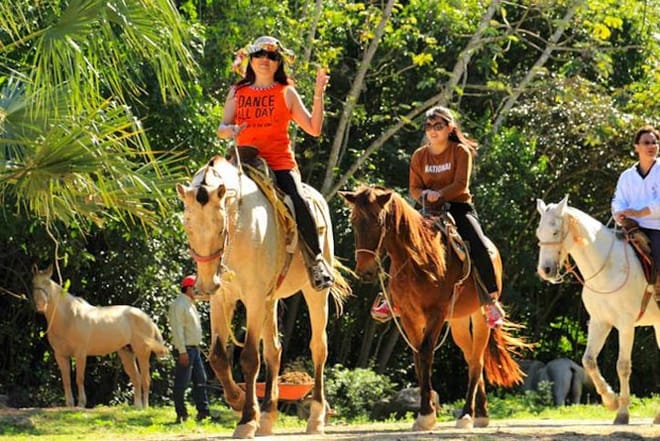 Horseback Riding Tour in the Tropical Jungle from Cancun and Riviera Maya 4