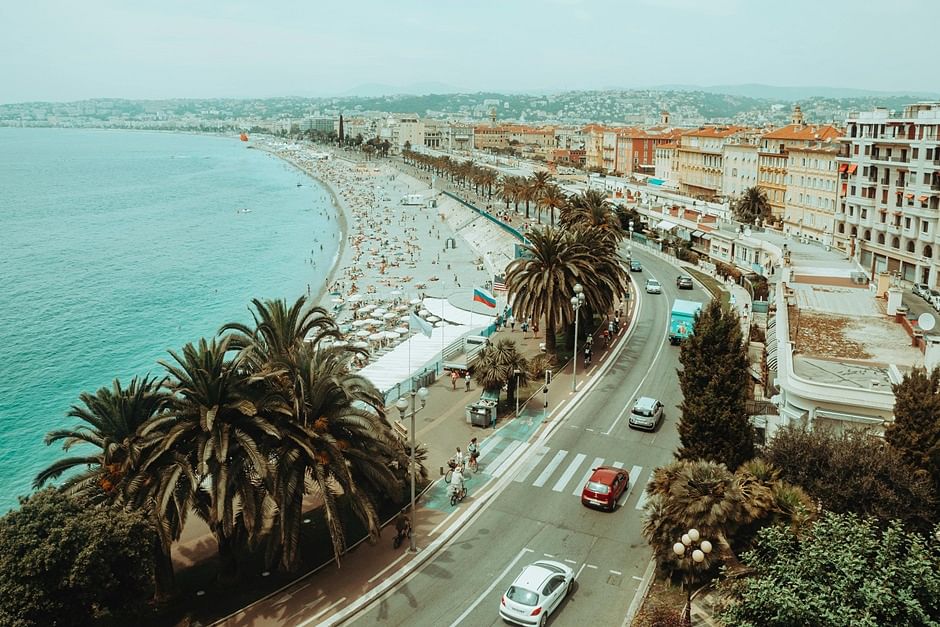 European Adventure: Sightseeing Tour from Nice to Barcelona