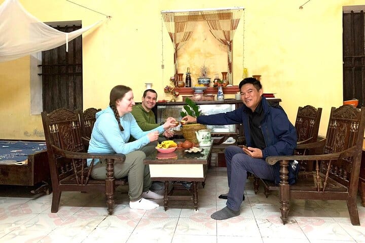 1 Day Ninh Binh Guided Tour from Hanoi by Limousine (Group of 9)