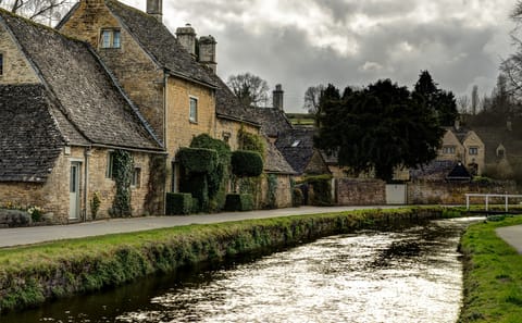 Private Full-Day Cotswolds Tour from London