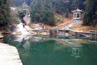 Private Day Tour to Mt Hengshan from Guangzhou by Round-way Bullet Train  4