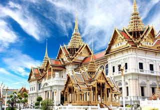 Bangkok: Join walking Tour Grand Palace, Wat Pho, Wat Arun, Flower Market