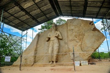 Sigiriya Rock and Polonnaruwa Day Tour from Trincomalee