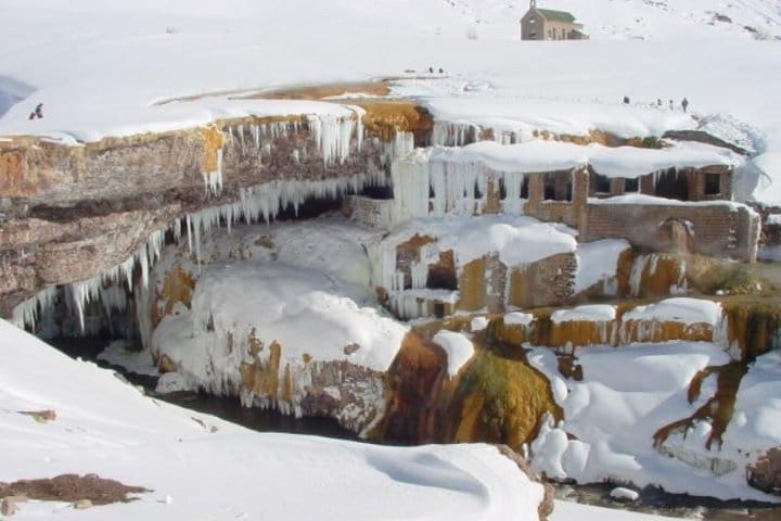 Enjoy the beauties of Mendoza's nature
