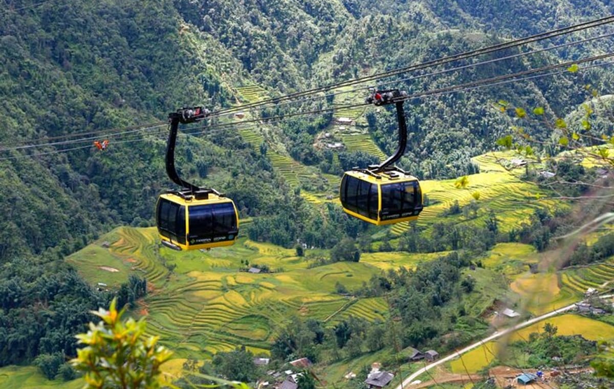 2-Days Sapa Tour with Fansipan Cable Car Trekking Three Village