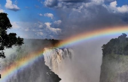 Victoria Falls and Chobe National Park Day Trip with Helicopter Ride