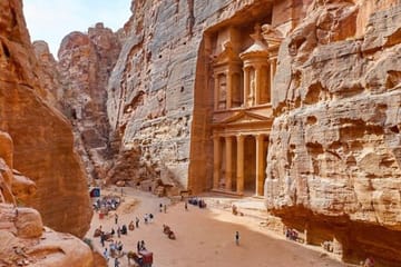4-Day Adventure Tour of Petra, Wadi Rum, and Dead Sea