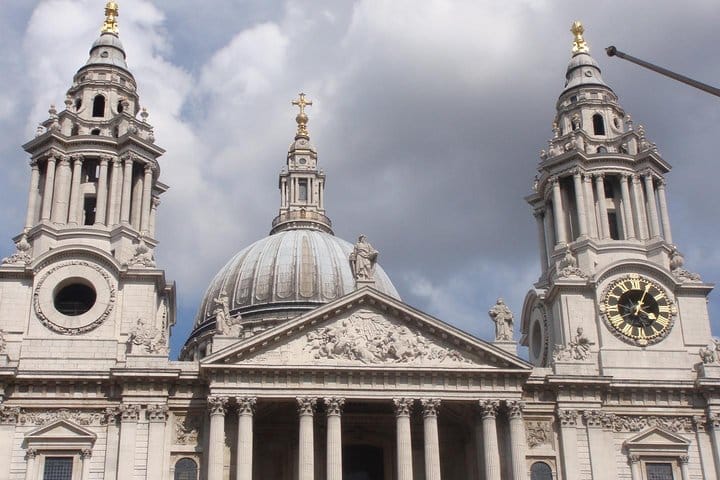 Half Day Private London Tour with Horse Guards Parade 4