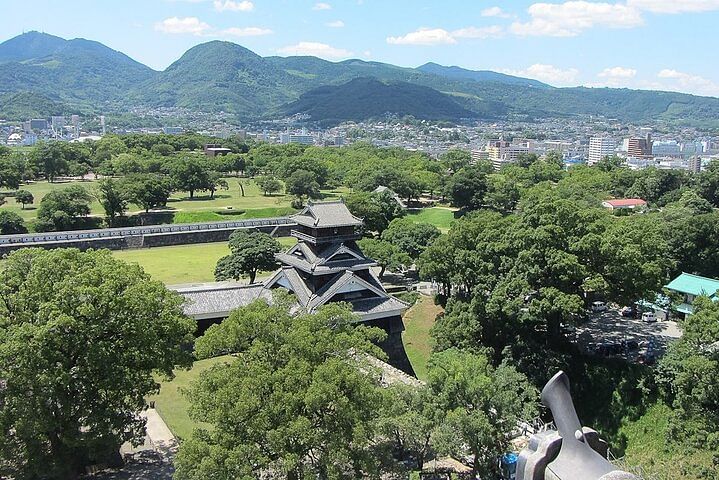 Kyushu Kumamoto and Aso Volcano Castle Day Tour From Hakata